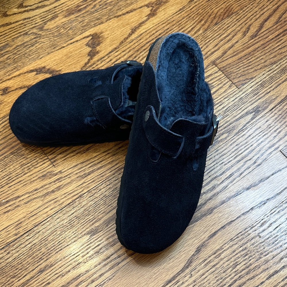 Birkenstock Navy suede shearling clogs size 41
